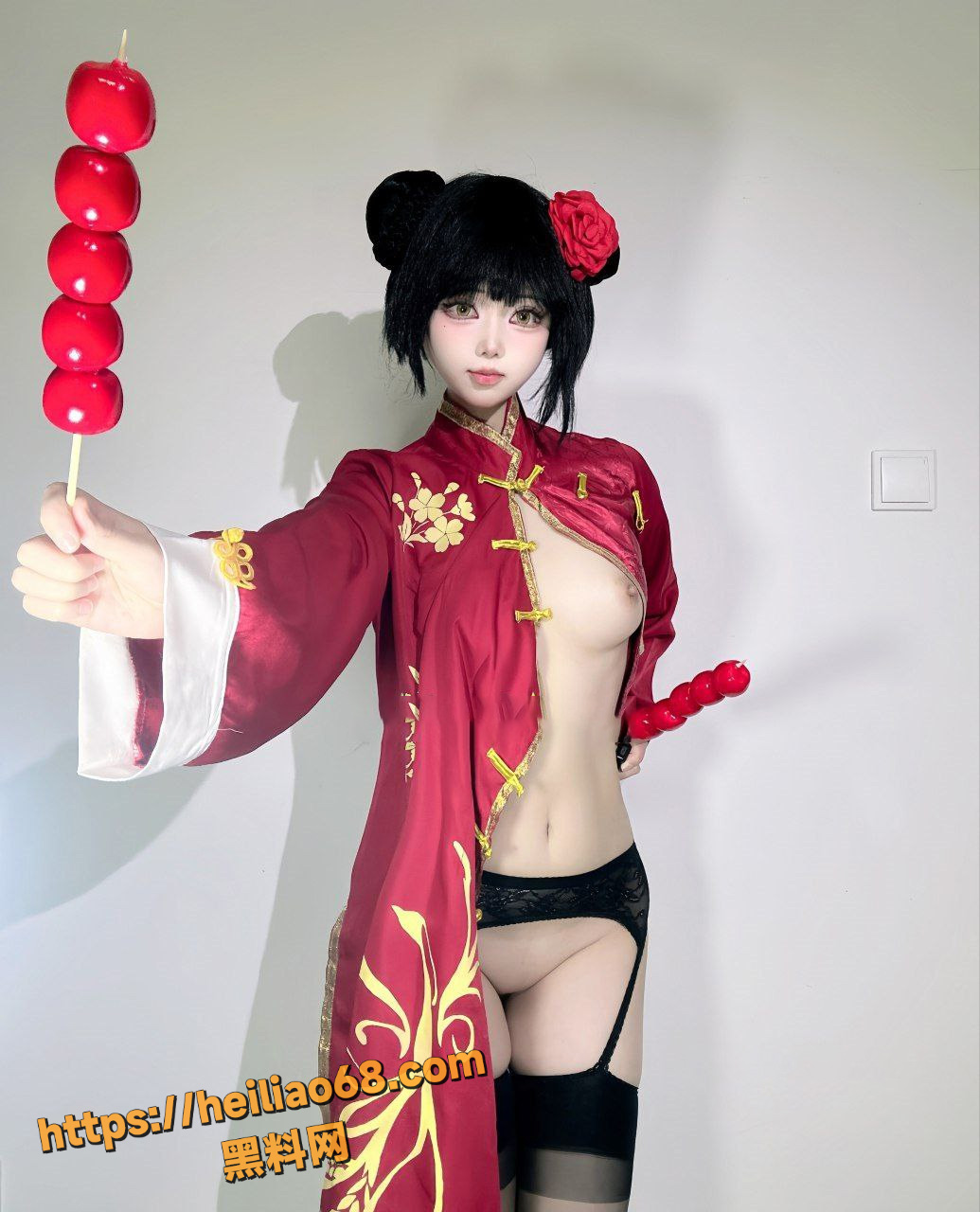 顶级COS福利姬 希尔薇 2026春节枣红娘裸舞福利 祝兄弟们马年大吉