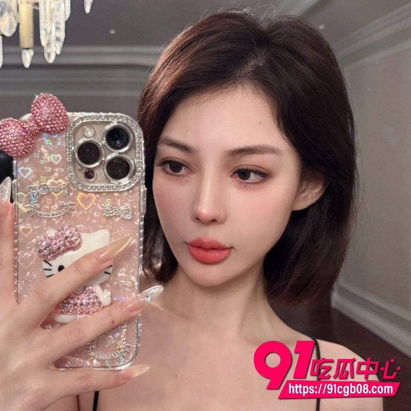 古早网红 郭美美 出狱两年 再提700万豪车炫富 10