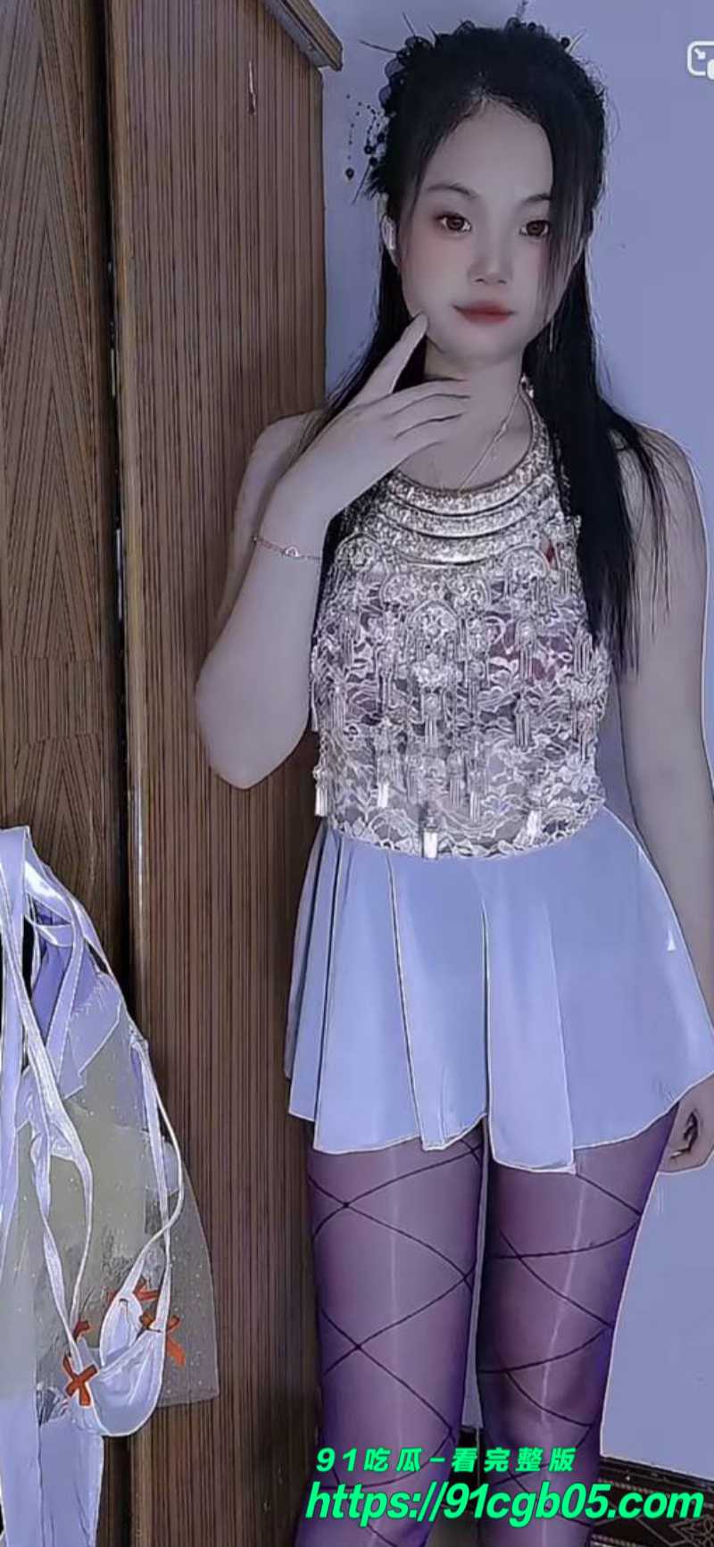 快手17万粉丝女网红情跟榜一大哥裸聊7水印版