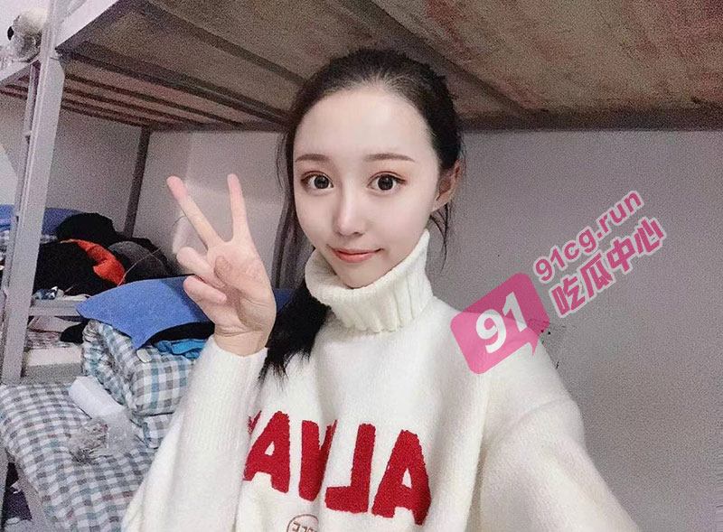 3 3