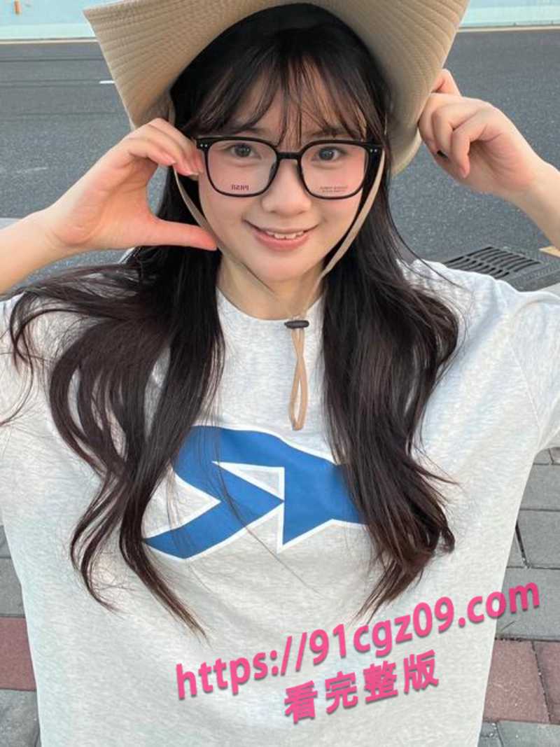 清纯女大学生竟是反差婊!肥美包子逼被男友的大棒爆操 叫声淫荡至极