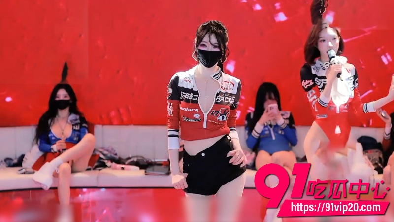韩国BJ熊猫女团第七季女神们为了打榜脱光衣服露出白嫩肉体在直播间骚舞0