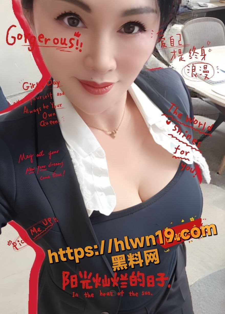 带着老公会单男 巨乳人妻太会玩 快手熟女人妻 桃桃 大奶肥臀与单男三人的激情性爱视频被曝光！