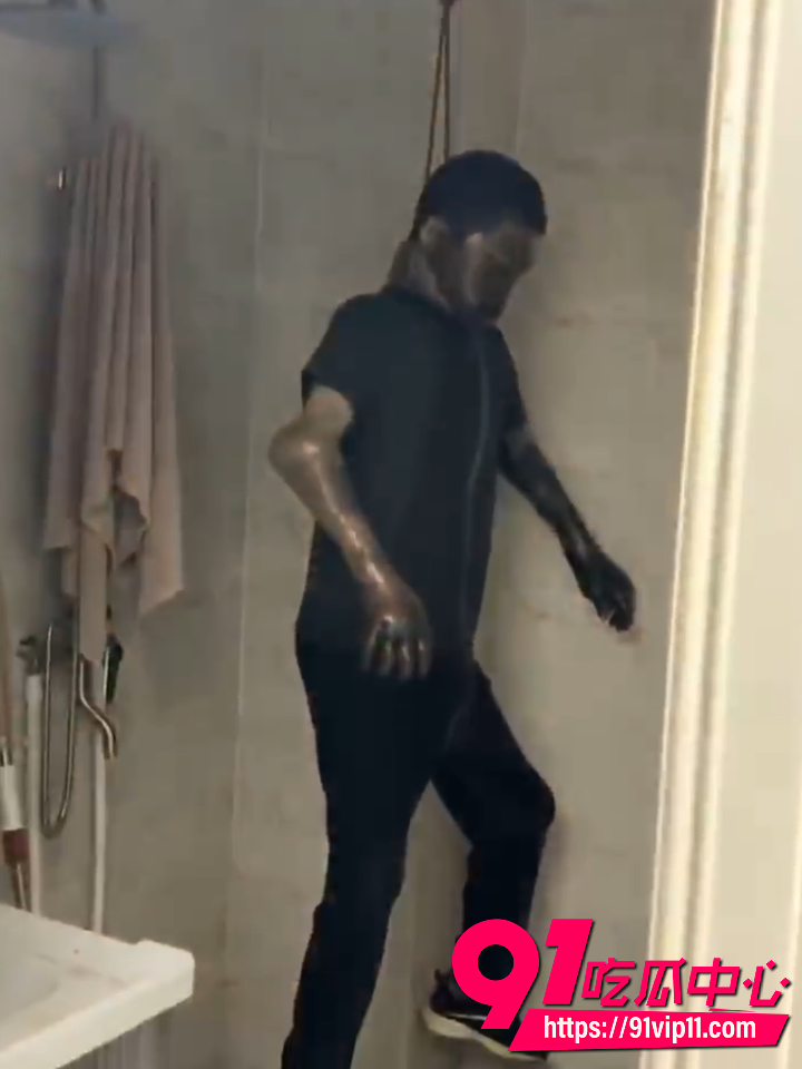 湛江男子欠网贷出租屋自杀7