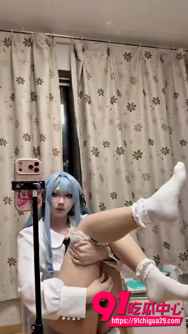 cosplay蓝发双马尾2