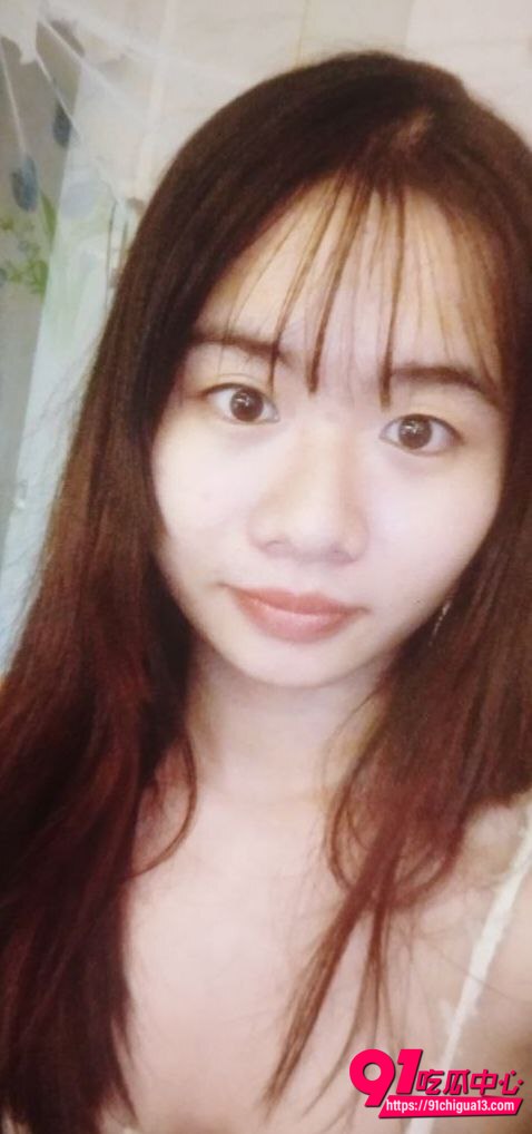 越南高颜值妹子裸贷自慰5