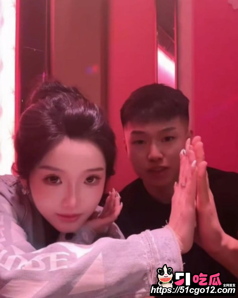 抖音网红巴旦木公主与卢本伟闪婚翻车020