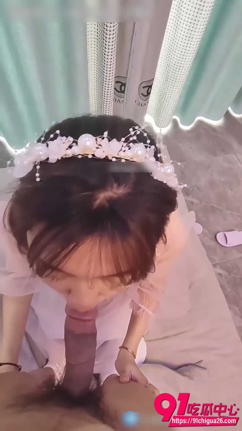 推特约炮大神狮子座 约炮露脸伴娘少妇 超嫩粉穴激情猛插 骚甜少妇浪叫不止!
