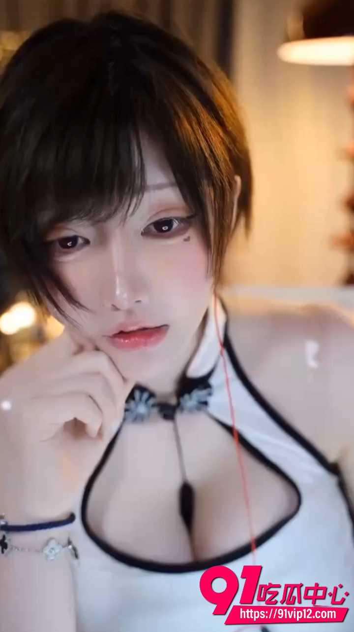 小糖糖模仿一色雨搞ASMR擦边 抢走大哥反手举报一色雨 两鸡相斗福利姬圈彻底内卷