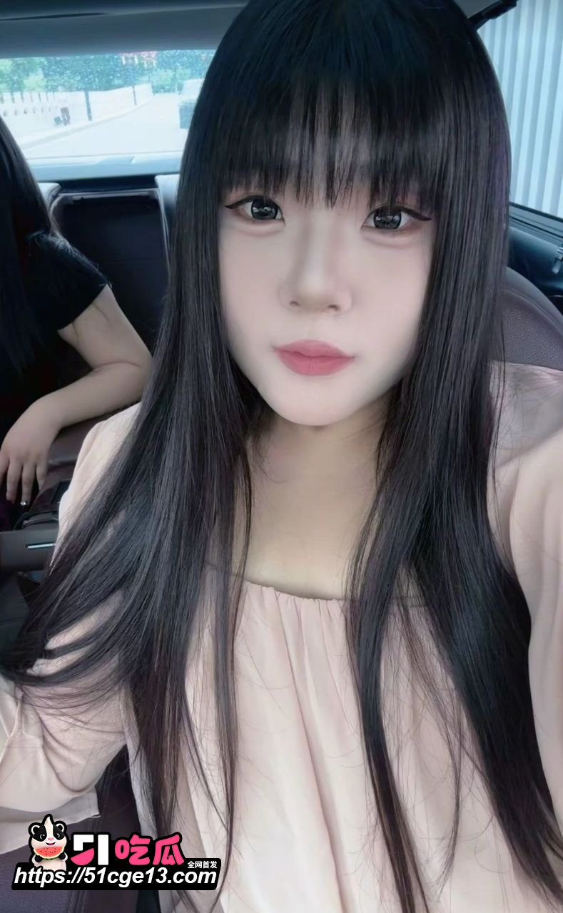 湖南衡阳精神小妹 郑时涵 性爱视频 穿紫色情趣被后入猛操 骚穴湿透屁股被扇红