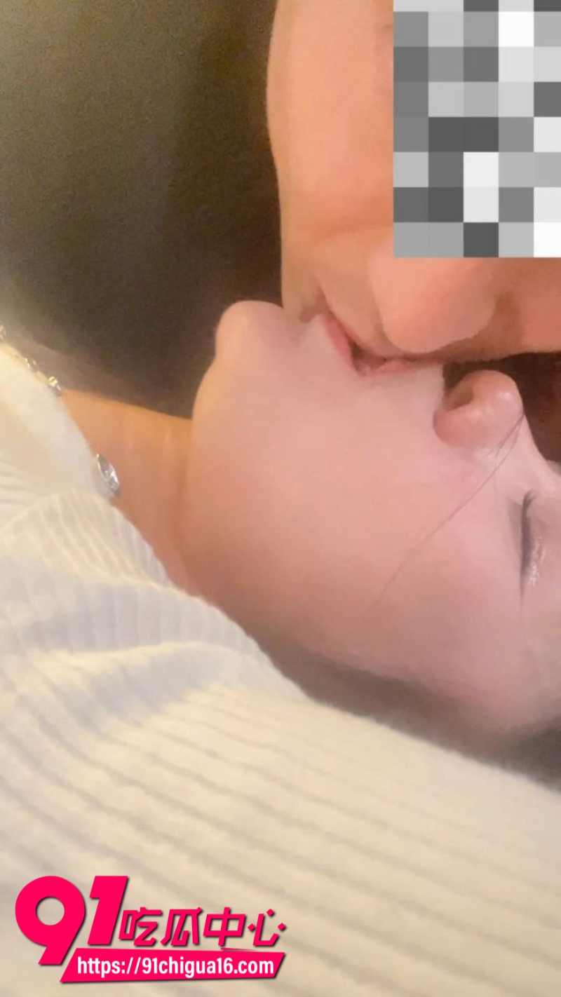 海角大神家有娇妻出租车调教小母狗3 海角大神家有娇妻出租车调教小母狗3