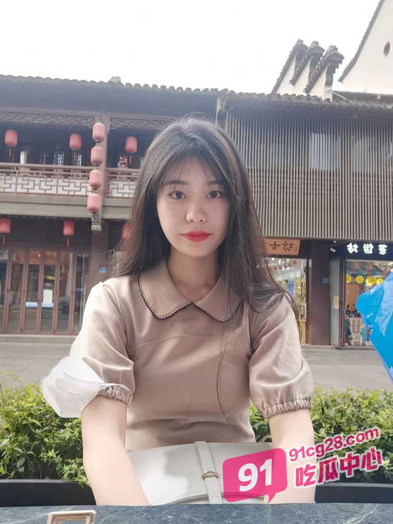 郑州酒店前台王正钰 被潜规则视频曝光 完美身材让人欲火焚身！ 配图2