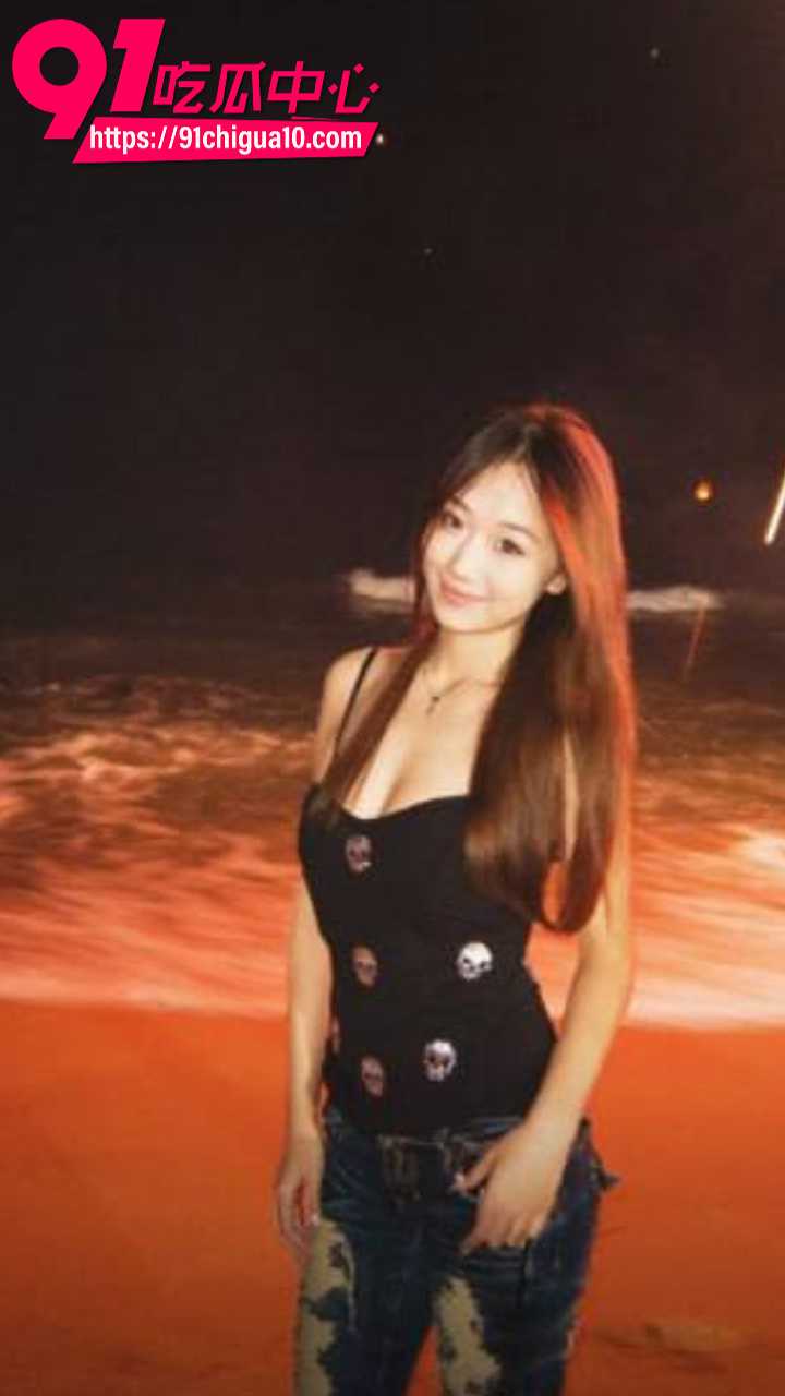 河北大学林晚怡反差婊私密自拍炸裂流出3 河北大学林晚怡反差婊私密自拍炸裂流出3