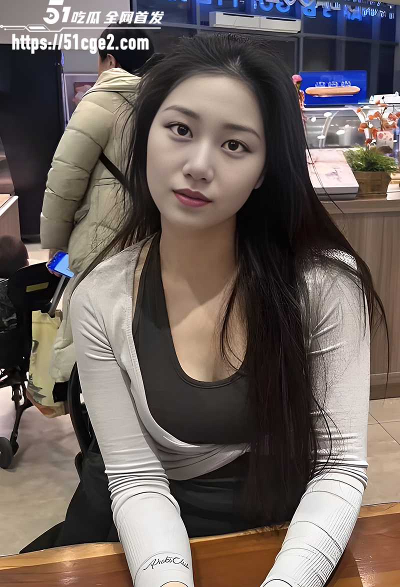 良家美少妇周丽玲偷情相册泄密 1 拷贝