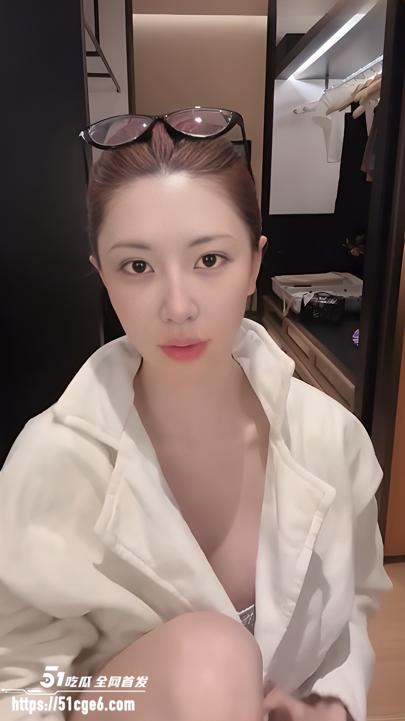 抖音走光擦边合集 10