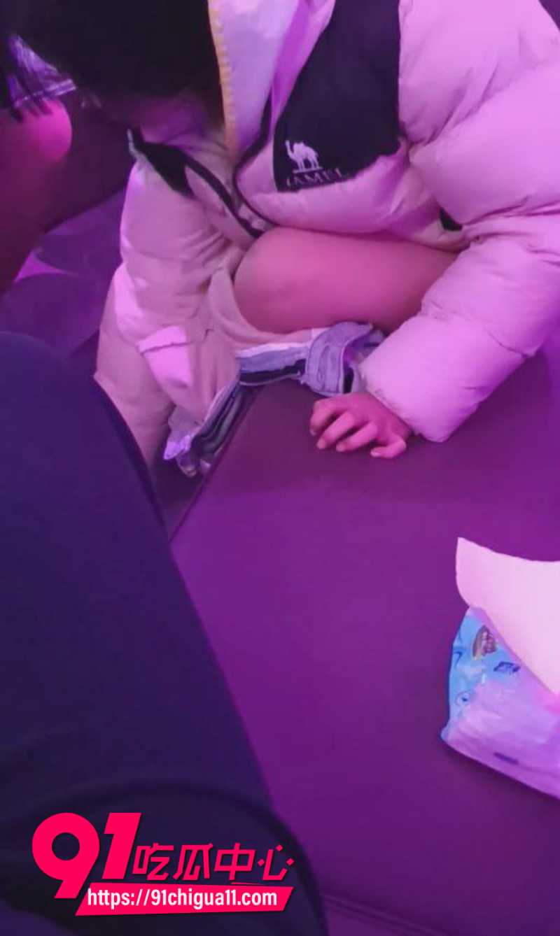 海角大神高中妹妹会撒娇KTV爆操亲妹妹3 海角大神高中妹妹会撒娇KTV爆操亲妹妹3