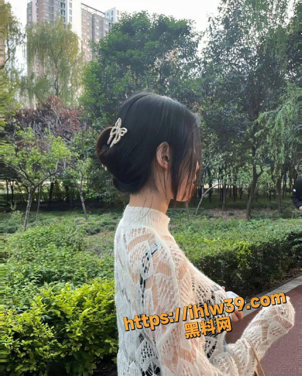好身材动起来 健身媛用身体感谢金主的大力支持 金主也是毫不含糊 黑丝白袜多体位爆操！