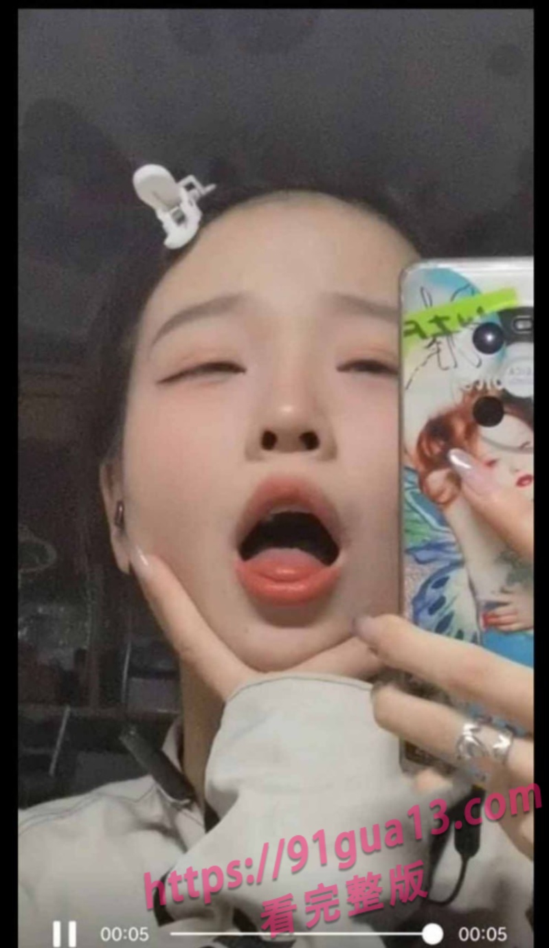 重庆工商大学张琪 经济学院的女神 却被发现给大叔包养当小三！ 配图3