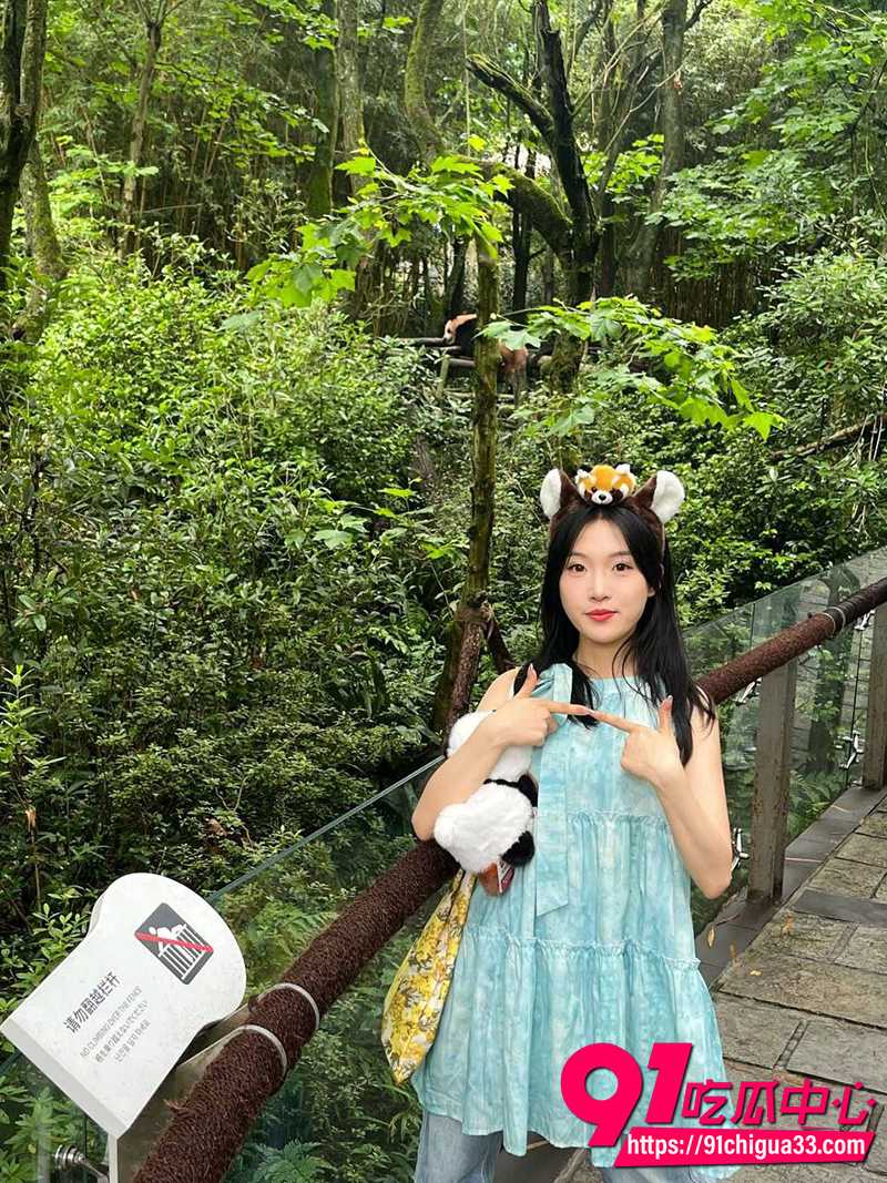 浙大商学院小母狗 1 浙大商学院小母狗 1