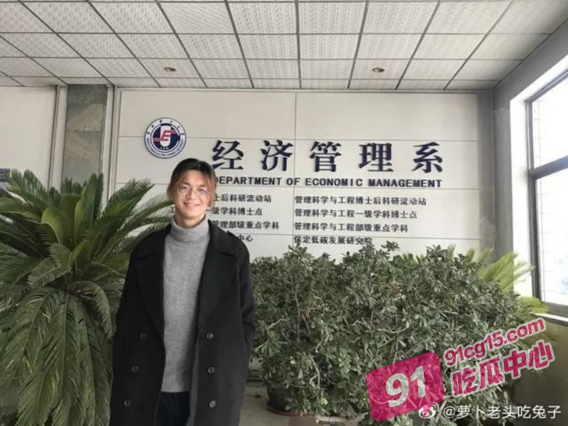 17_W_800px.jpg