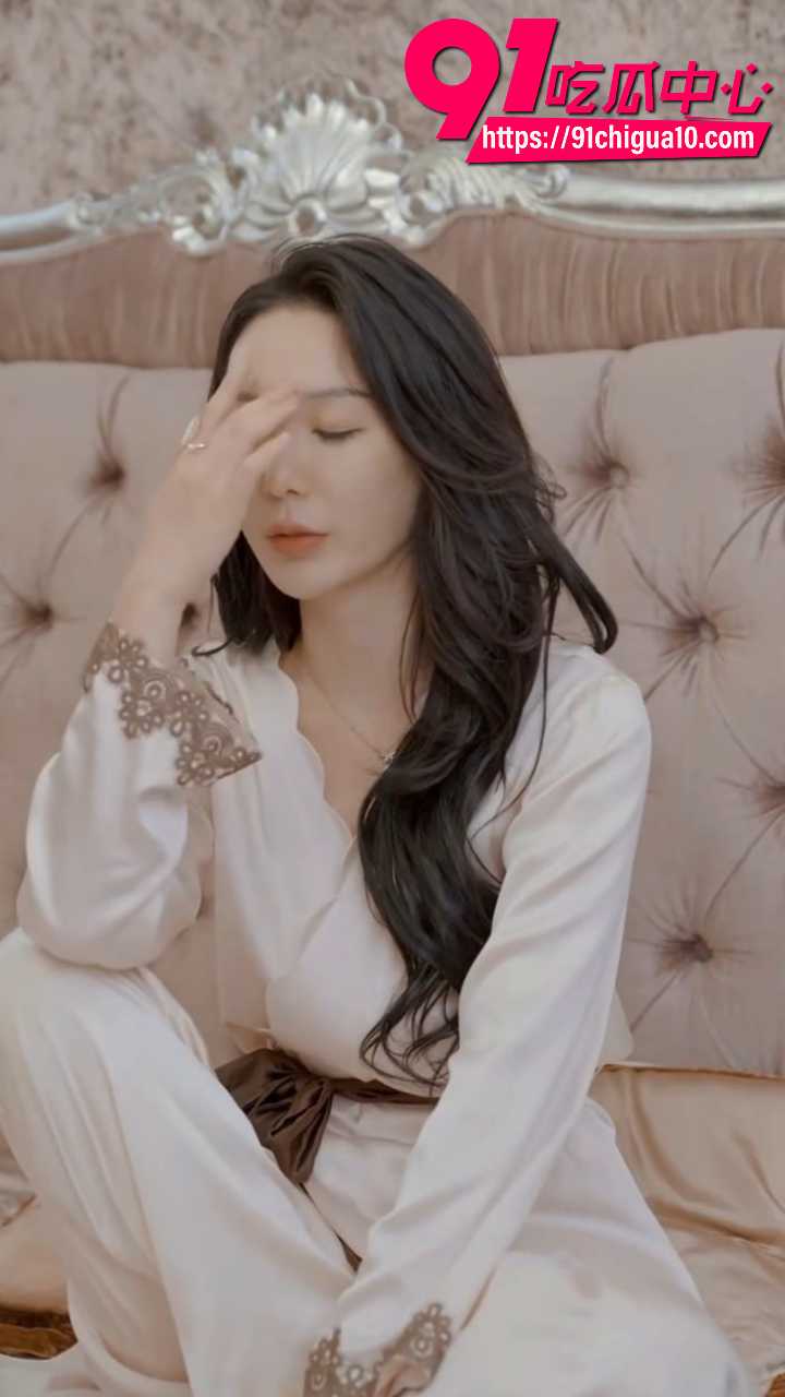 看隐秘特工小姨如何一步步被屌丝侄子彻底征服2 看隐秘特工小姨如何一步步被屌丝侄子彻底征服2