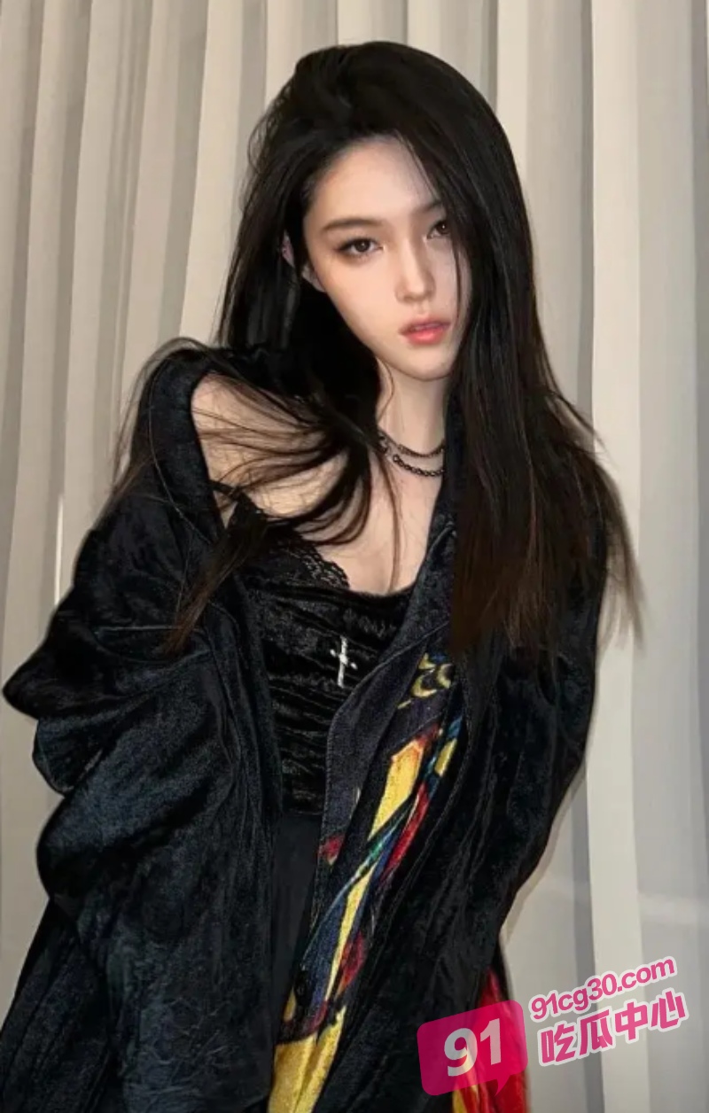 约炮约到前女友闺蜜是种什么体验!大神付费约美女 万万没想到竟是熟人! 配图