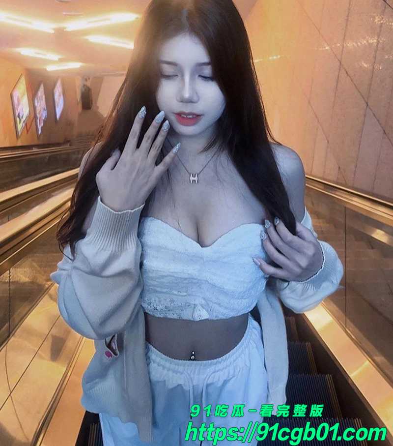 105 105