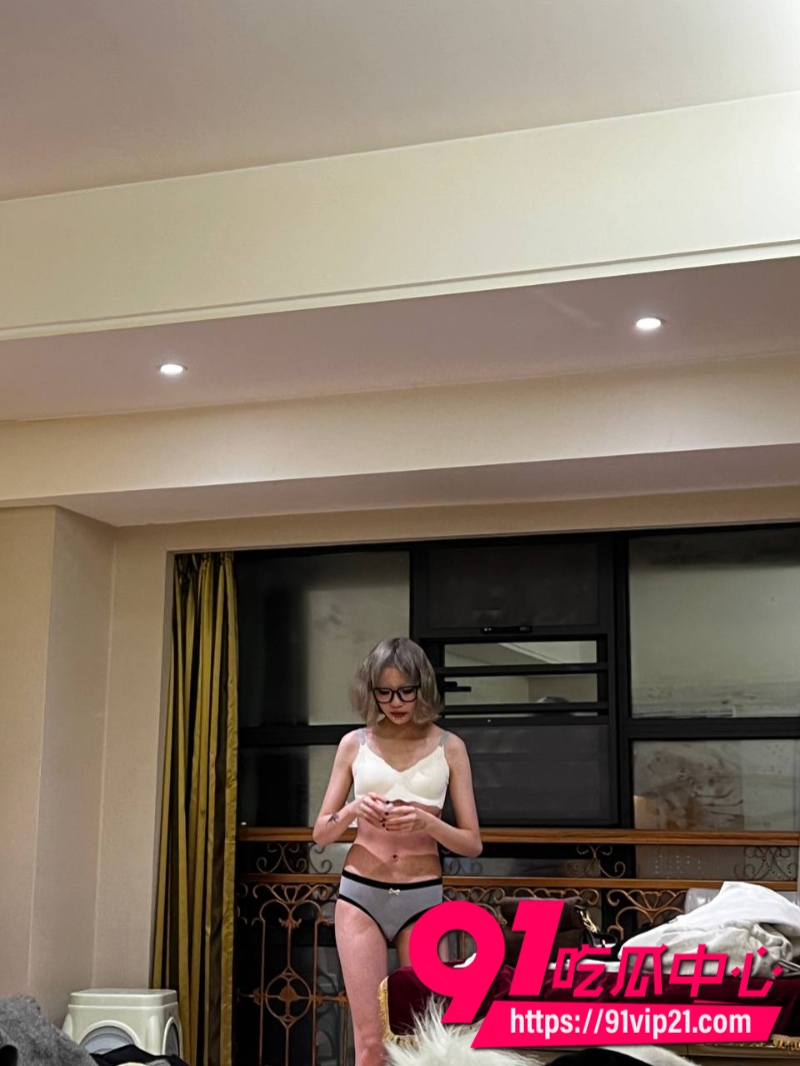 狼友投稿贵州清镇极品御姐蒋玉佳小母狗为了王者荣耀上分甘愿出卖肉体陪睡挨操48