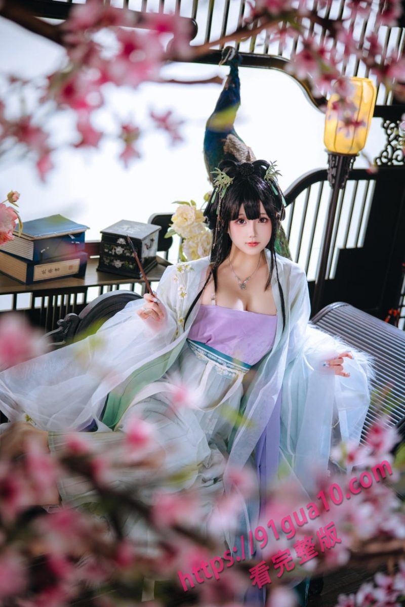 日奈娇古装写真新作！高颜值宫装造型美到不似真人～