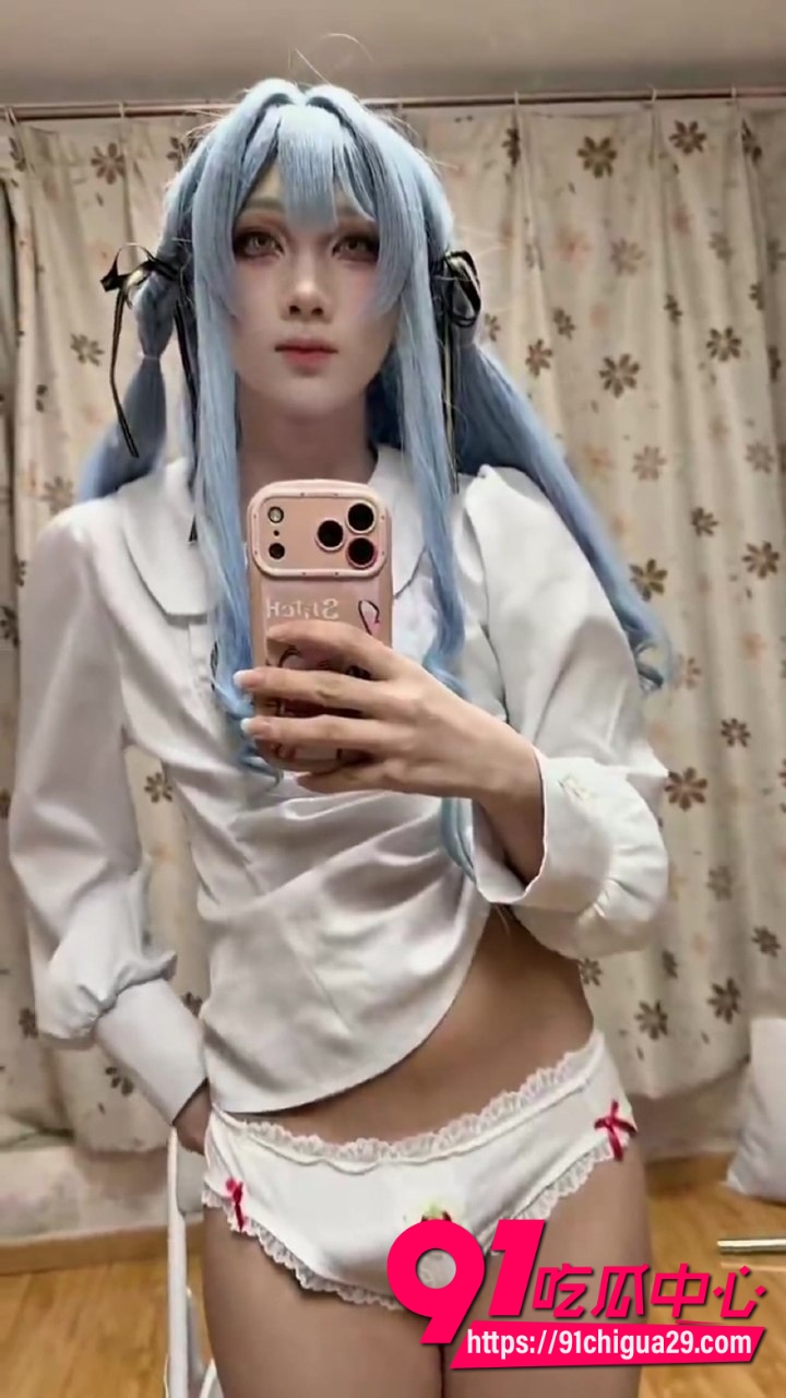 cosplay蓝发双马尾1