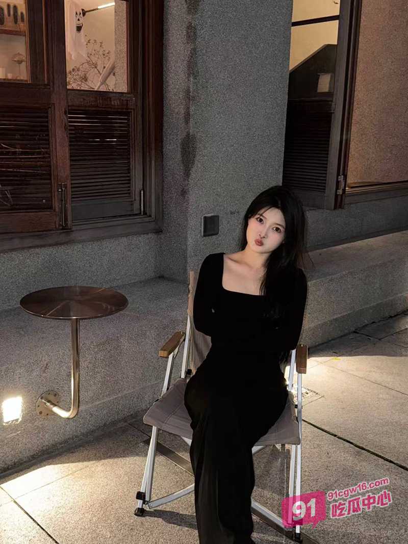 西安师范大学李婷慈～主动倒贴浪荡不堪 这就是屌大才可以体验到的快乐吗？ 配图2