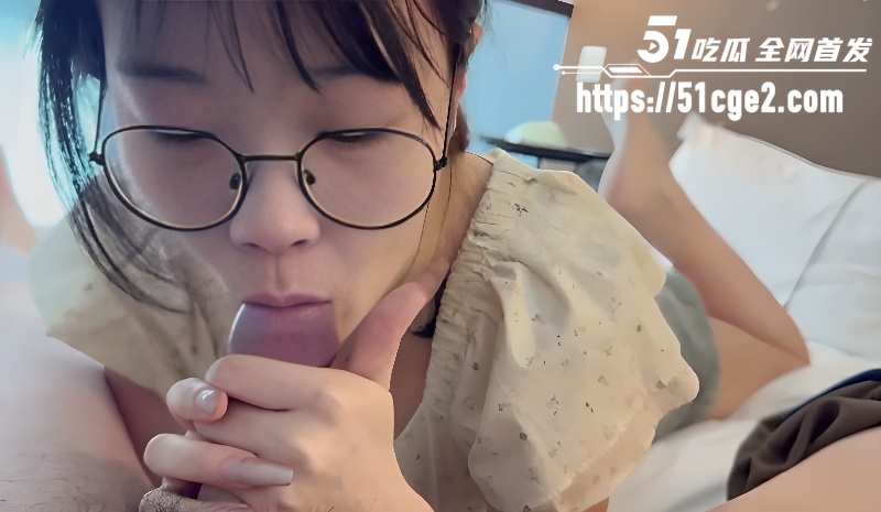 摄影大神 印象足拍 猎艳清纯眼镜妹 4 摄影大神 印象足拍 猎艳清纯眼镜妹 4