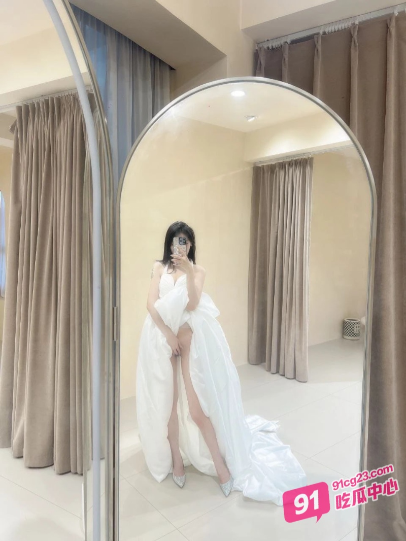 高端女模三亚伴游日常 钱到位可以肆意玩弄 羡慕土豪的每一天！