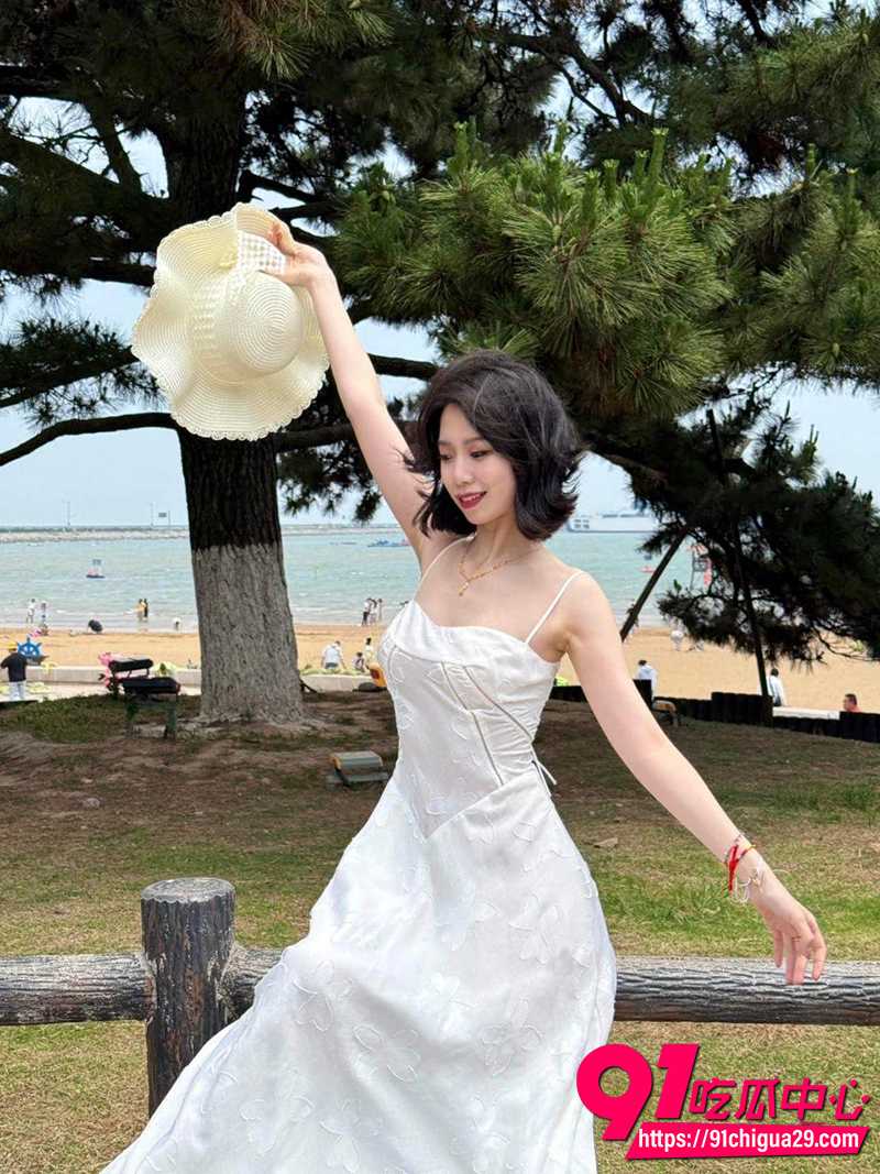 江苏大学校花王珞可  4