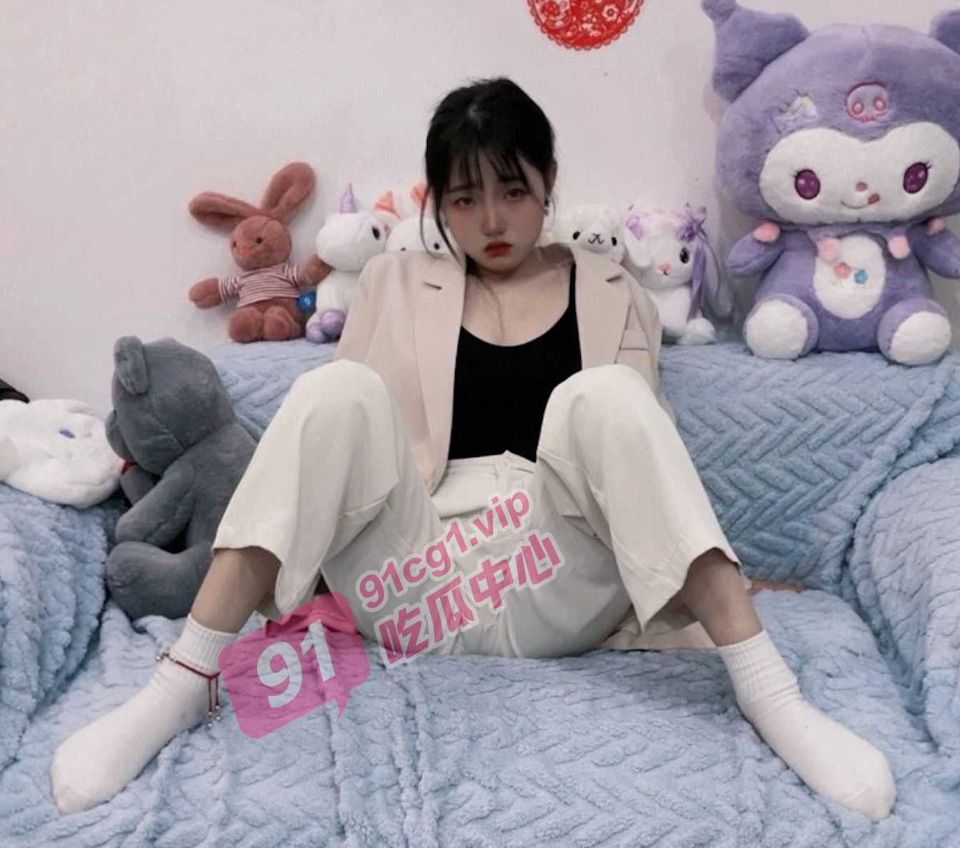 巨乳萌妹超嗲--河南巨乳妹吴倩倩被初恋男友诱导 献出第一次！