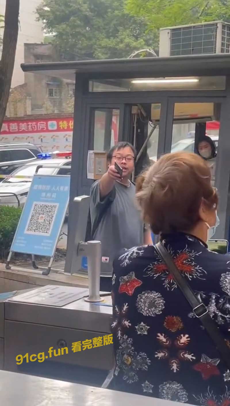 超人2.jpg