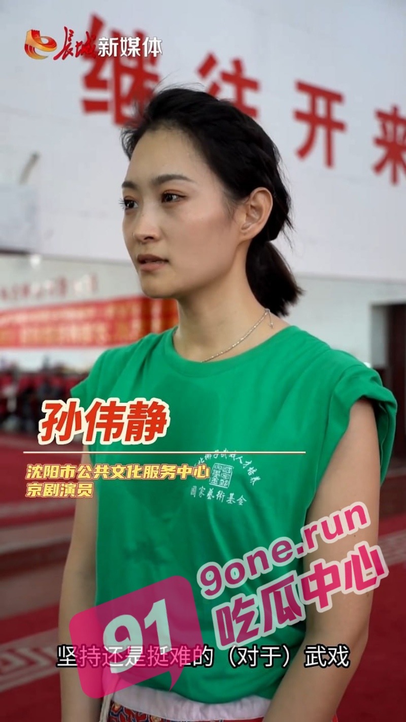 8_W_800px.jpg