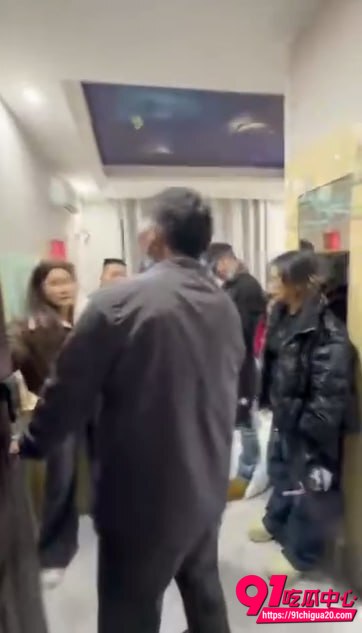 潮汕全家上酒店抓奸视频5 潮汕全家上酒店抓奸视频5