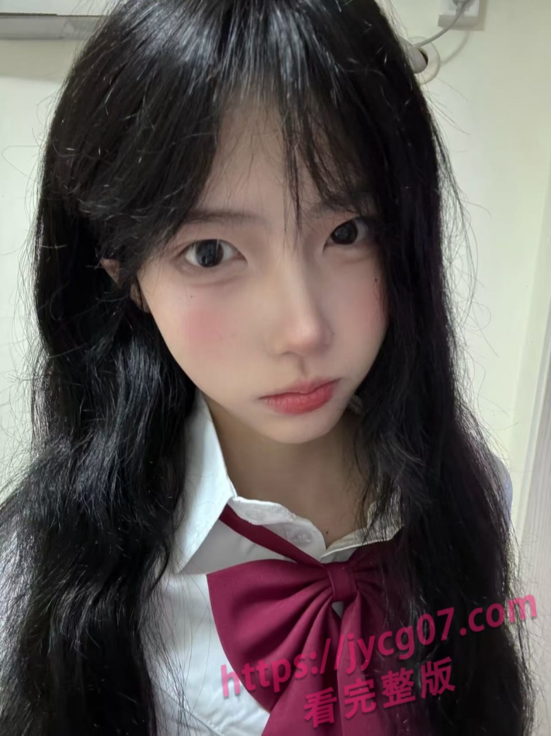 抖音百万粉博主董香外网福利全搜罗！性感身材足控福利极致诱惑！ 配图5