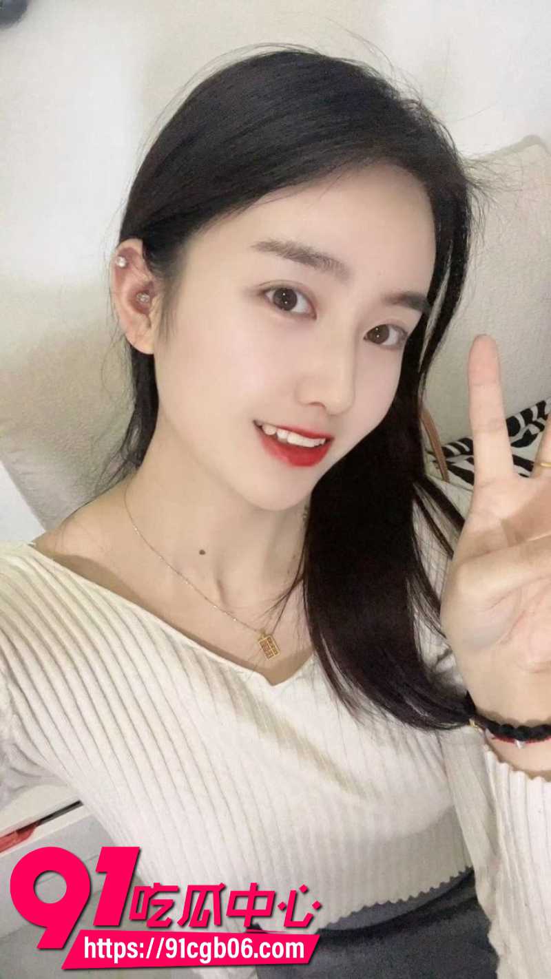 武汉工商学院 女老师 徐曦 黑历史曝光 私下竟然是花椒女网黄