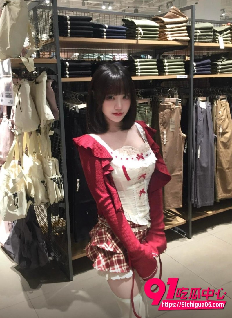 抖音 30万粉丝 萝莉 网红 9uri 下海事件4 抖音 30万粉丝 萝莉 网红 9uri 下海事件4