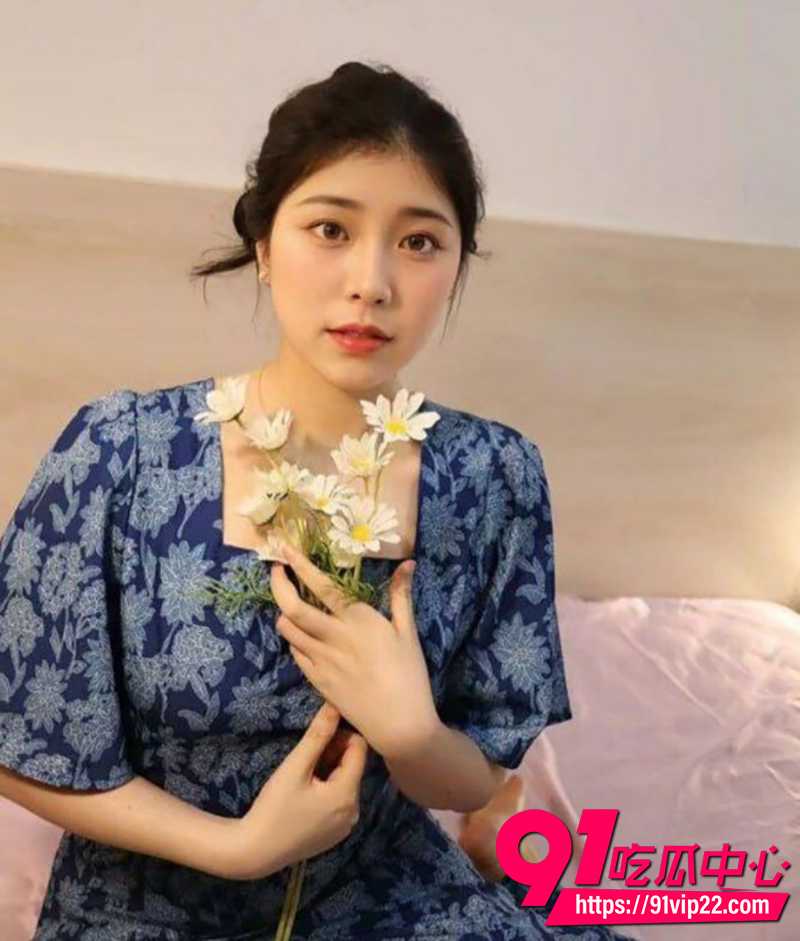 抖音网红秦嘉倪 不雅视频曝光 甜美人设瞬间崩塌 私下竟然喜欢掰穴自慰！