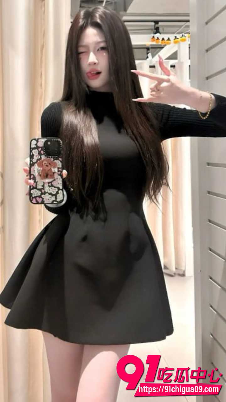 锤子探花约炮极品网红长发美女 超美脸蛋大长腿床上主动深喉猛吞肉棒 多姿势狂操全程高潮