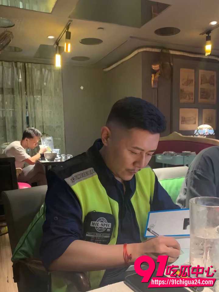 大冰从丽江炮王变身人生导师6 大冰从丽江炮王变身人生导师6