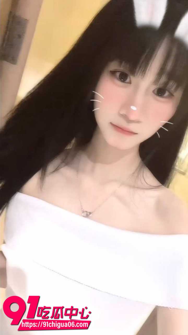 湖南夜场陪酒妹张玉凤扮可怜骗炮借钱 私处塞跳蛋玩刺激露奶自摸超骚浪