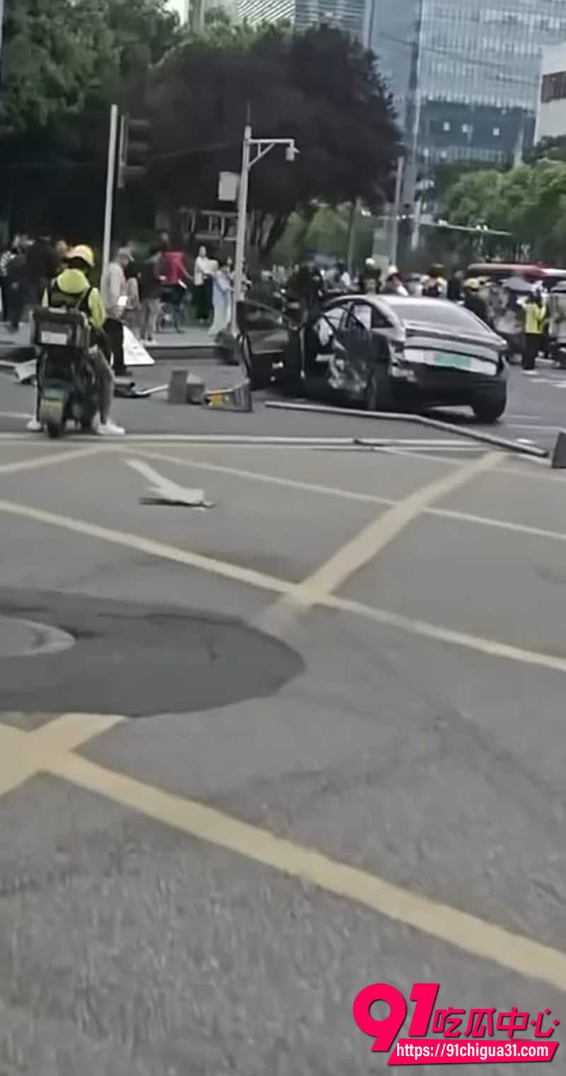 成都报复性马路撞人事件 2