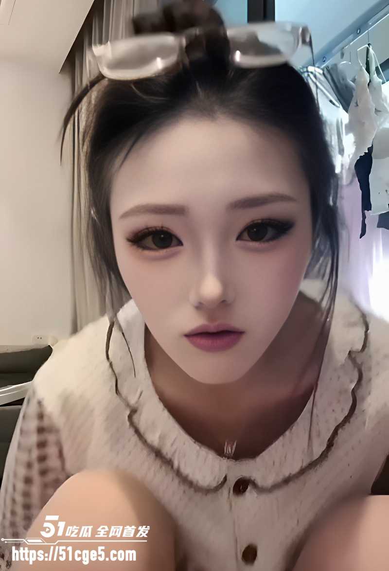 绝美网红主播真空走光合集 10 绝美网红主播真空走光合集 10