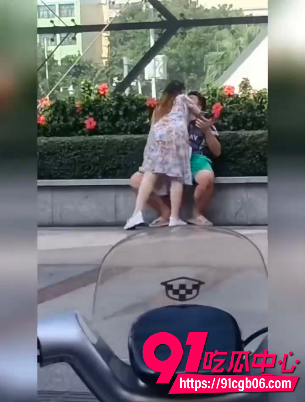 不想努力的小伙与饥渴的阿姨5