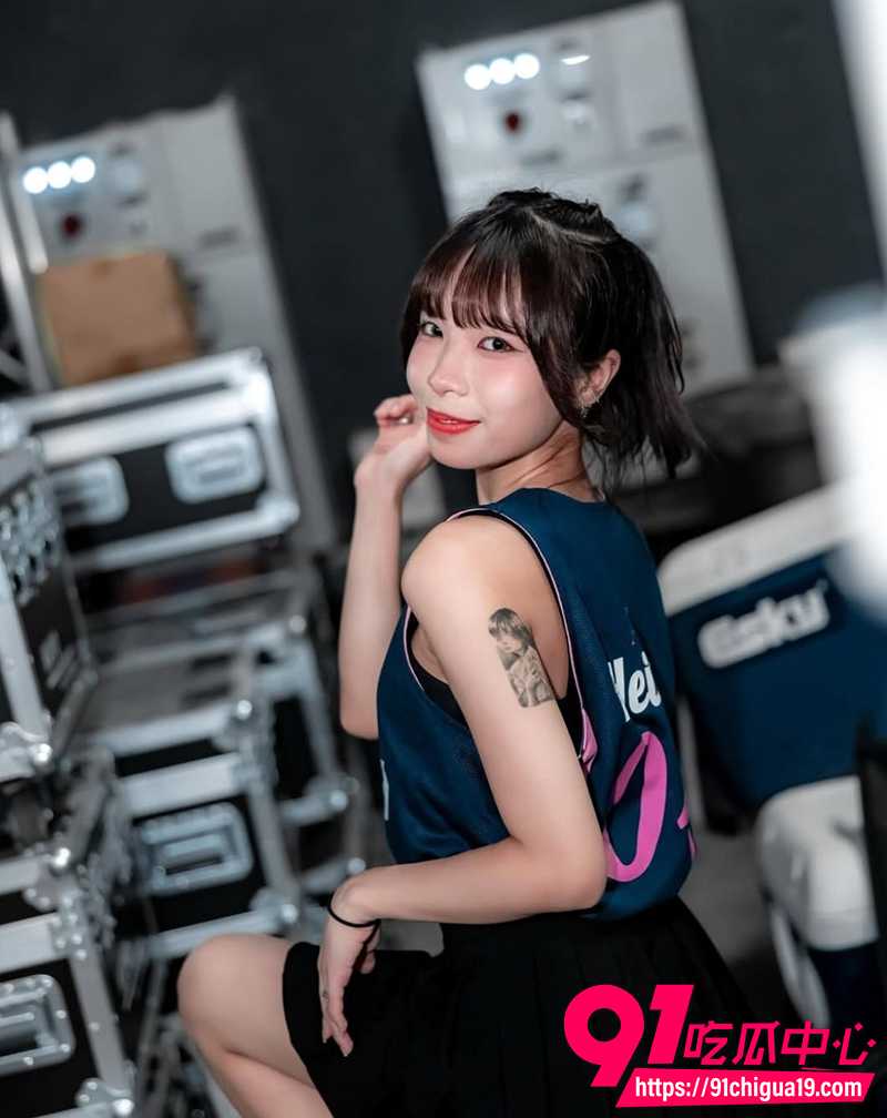 金发大学生蕾蕾 8