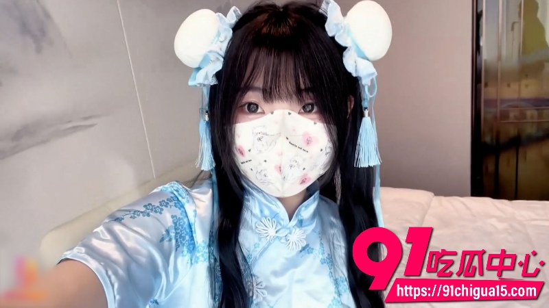 外网清纯女网黄抹茶千层被哥哥推倒在床兄妹乱伦1